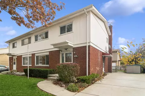 9257 N Courtland Dr, Niles, IL 60714