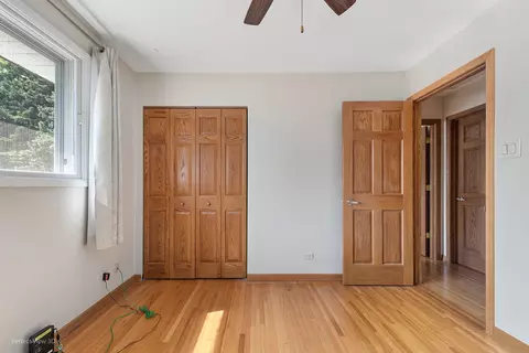 Bedroom - 978 Poplar Ln, Bartlett, IL 60103 photo 2 of 4