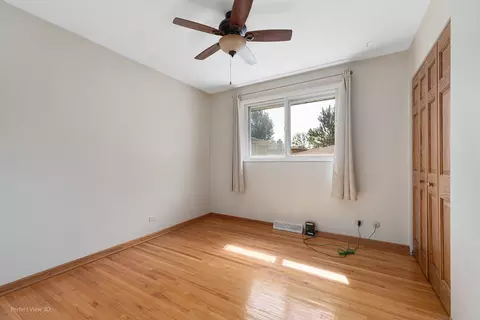Bedroom - 978 Poplar Ln, Bartlett, IL 60103 photo 1 of 4