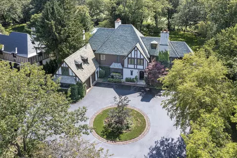 36 Indian Hill Rd, Winnetka, IL 60093