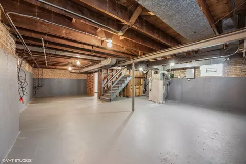 201 E Burlington St, Riverside, IL 60546 photo 9