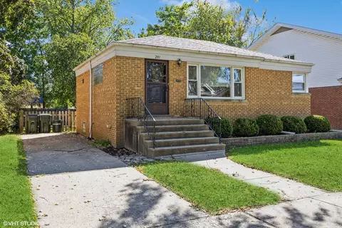 201 E Burlington St, Riverside, IL 60546