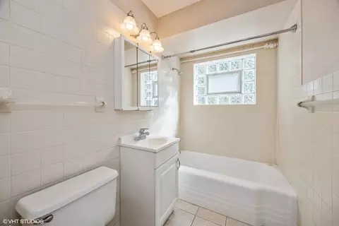 201 E Burlington St, Riverside, IL 60546 photo 7