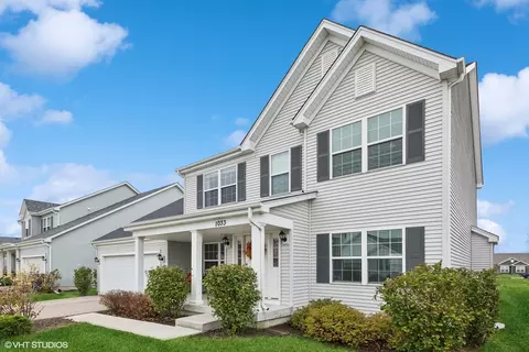 1033 Station Blvd, Elburn, IL 60119