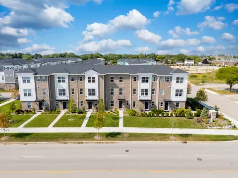 1056 E Oakton St, Des Plaines, IL 60018 photo 30