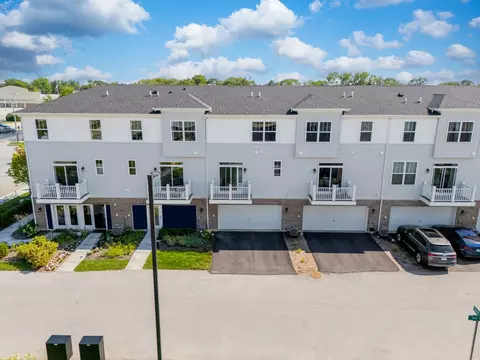 1056 E Oakton St, Des Plaines, IL 60018 photo 34
