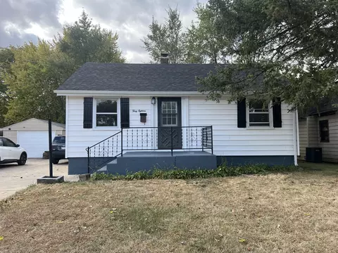 3018 Huffman Blvd, Rockford, IL 61103