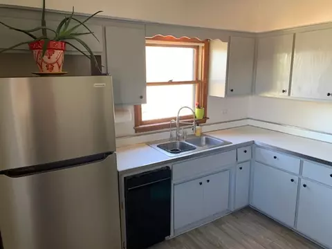 Kitchen - 10741 S Pulaski Rd #3D, Chicago, IL 60655 photo 2 of 3