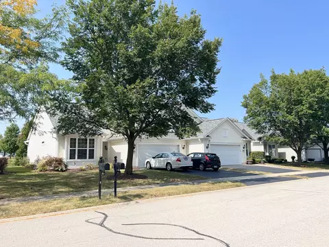 815 Woodland Dr, Shorewood, IL 60404