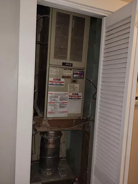 Other - 423 E Chicago St #B, Elgin, IL 60120 photo 1 of 2