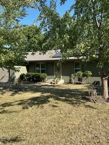 8227 Tetterhall Ln, Machesney Park, IL 61115