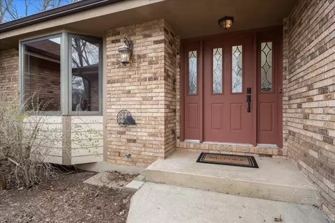 1308 Matanuska Trl, Mchenry, IL 60050 photo 3