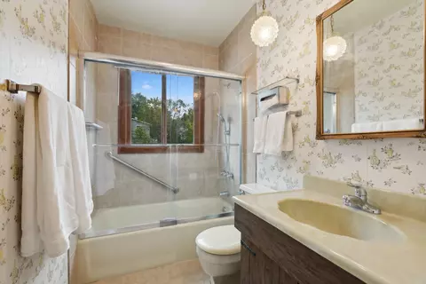 2807 Sun Valley Dr, Cary, IL 60013 photo 15