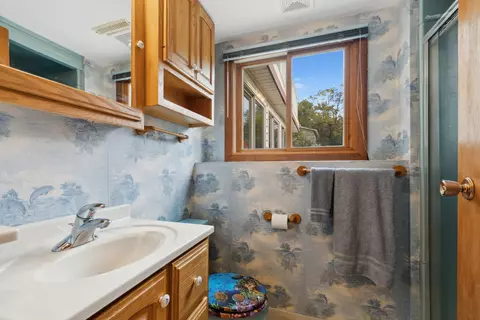 2807 Sun Valley Dr, Cary, IL 60013 photo 16