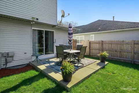 790 Cheyenne Ln, Elgin, IL 60123 photo 20