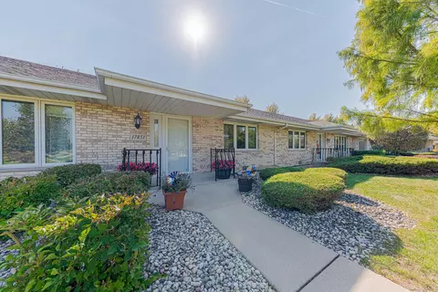 17851 Columbus Ct #20, Orland Park, IL 60467