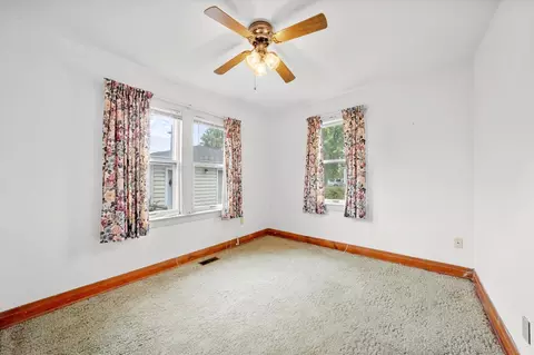 Bedroom - 7246 S Oketo Ave, Bridgeview, IL 60455 photo 3 of 7