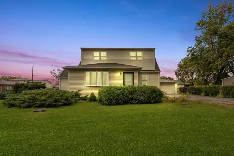 Exterior - 7246 S Oketo Ave, Bridgeview, IL 60455 photo 2 of 5