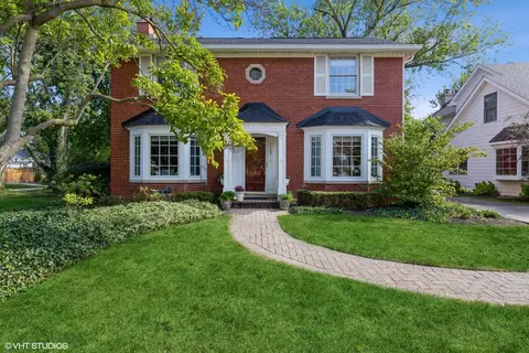 1125 Lincoln St, Glenview, IL 60025