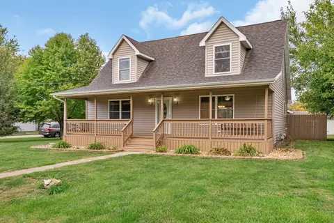 203 W Jefferson St, Gardner, IL 60424