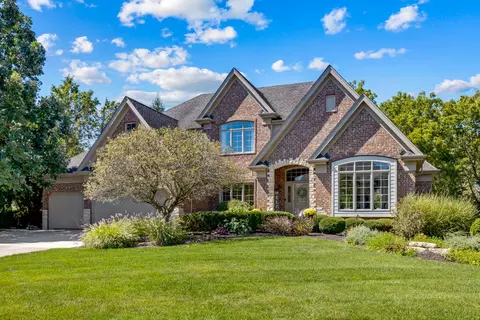 20714 Cardinal Ct, Frankfort, IL 60423