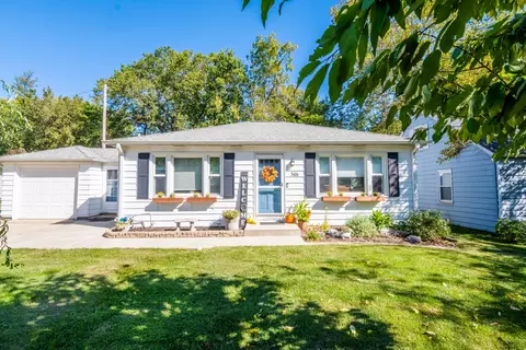 506 S Westlawn Ave, Champaign, IL 61821