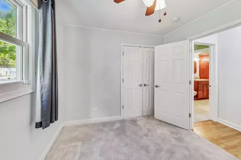 Bedroom - 2100 Crane Ct, Rolling Meadows, IL 60008 photo 6 of 9