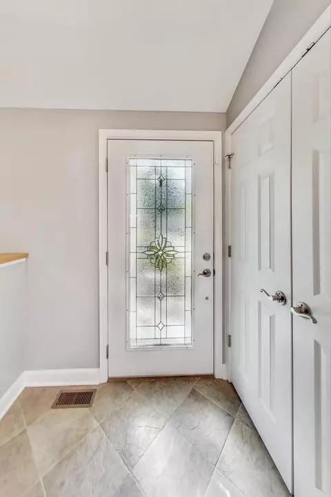Entry Way - 2100 Crane Ct, Rolling Meadows, IL 60008 photo 2 of 2