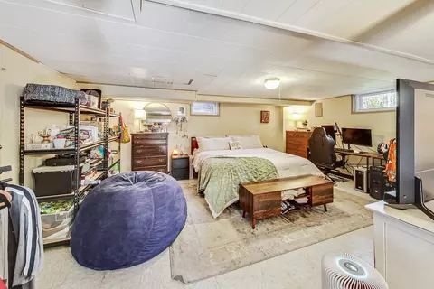 921 E Villa Dr, Des Plaines, IL 60016 photo 34