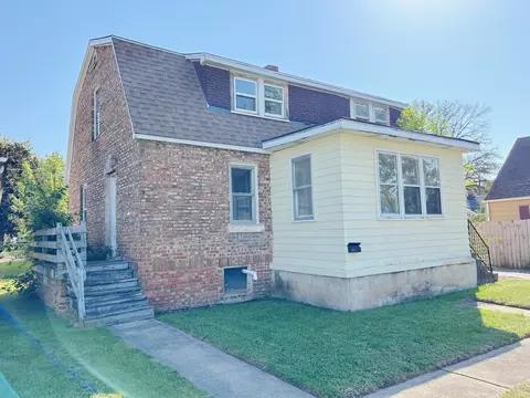 Exterior - 536 N Kennedy Dr, Kankakee, IL 60901 photo 3 of 7