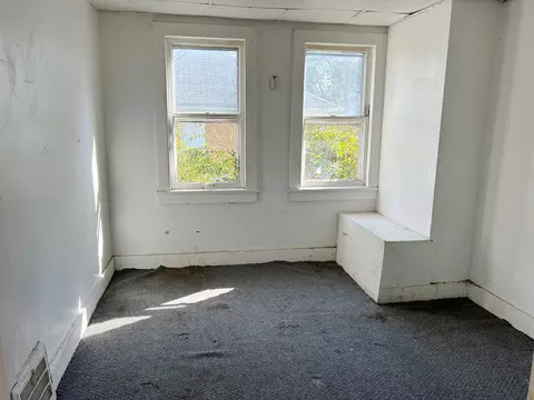 Bedroom - 536 N Kennedy Dr, Kankakee, IL 60901 photo 2 of 6