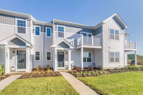 149 Kingsport Dr, South Elgin, IL 60177