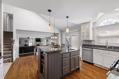 10314 Fox Run, Munster, IN 46321 photo 7