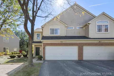 955 Tanager Ct, Lombard, IL 60148