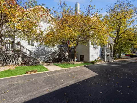 Exterior - 45 W Johnson St, Palatine, IL 60067 photo 4 of 5