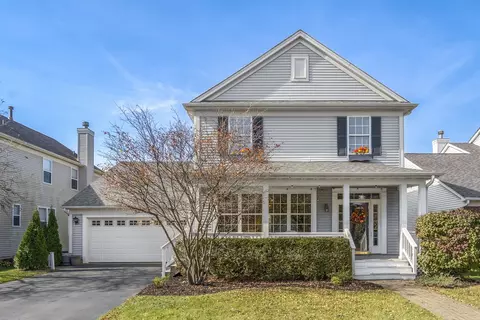 527 Horizon Dr W, Saint Charles, IL 60175