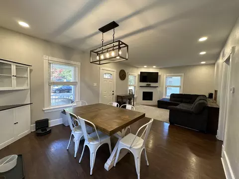 Dining - 503 W Morris St, Morrison, IL 61270 photo 2 of 2