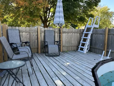 Exterior - 503 W Morris St, Morrison, IL 61270 photo 6 of 6