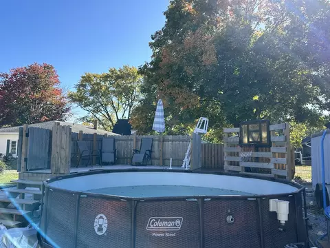 Exterior - 503 W Morris St, Morrison, IL 61270 photo 5 of 6