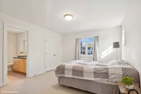 Bedroom - 617 Hillside Rd, Glenview, IL 60025 photo 1 of 3