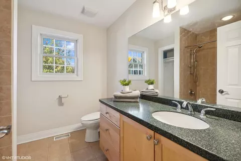 Bath - 617 Hillside Rd, Glenview, IL 60025 photo 5 of 8