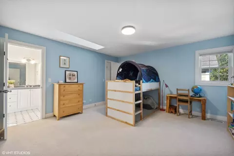 Bedroom - 617 Hillside Rd, Glenview, IL 60025 photo 2 of 3