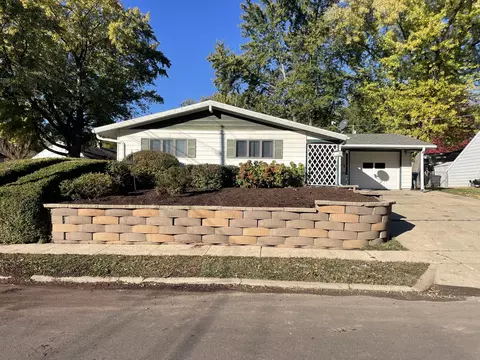 1207 Ogletree Pl, Dixon, IL 61021