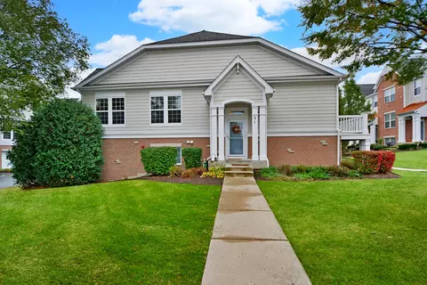 31 Arcadia Ln, Lake Zurich, IL 60047