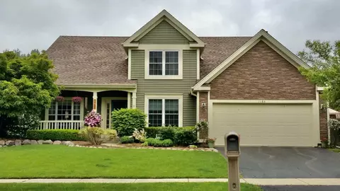 1184 Mockingbird Ct, Grayslake, IL 60030