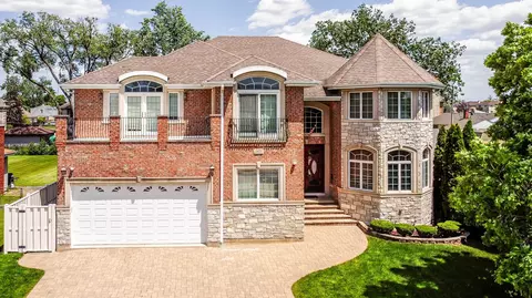 4875 N Pontiac Ave, Norridge, IL 60706