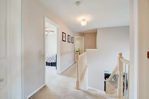 481 Knoll Crest Dr, Bartlett, IL 60103 photo 12