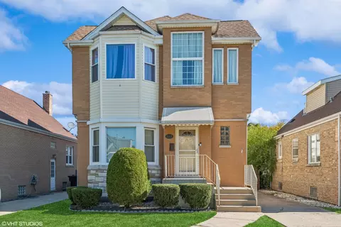 5015 N Mobile Ave, Chicago, IL 60630