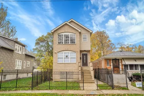 11923 S La Salle St, Chicago, IL 60628