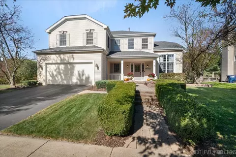 39 W252 Bartelt Rd, Geneva, IL 60134